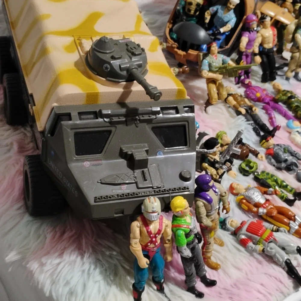 SALE! GI Joe 1986 Tomahawk/Amphibious Personnel Carrier 41 GI Joe Action Figures